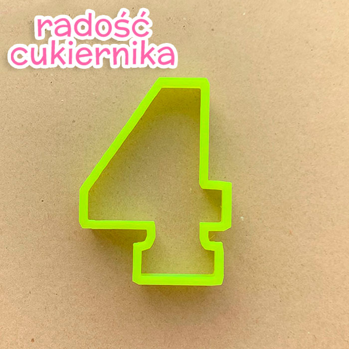 Foremka do piernika numer "4", 8 cm 